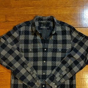 Banana Republic Patterned Button up Shirt